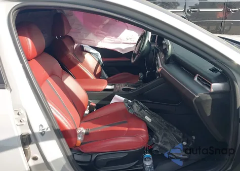 2024 Kia K5 Gt-Line z USA, uszkodzony, nr VIN 5XXG64J24RG258439